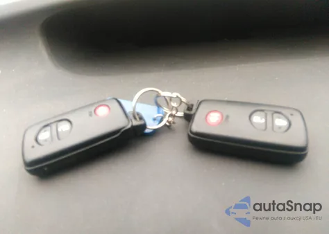 2010 Toyota Prius Iv из США, поврежденный, VIN JTDKN3DU7A0020370